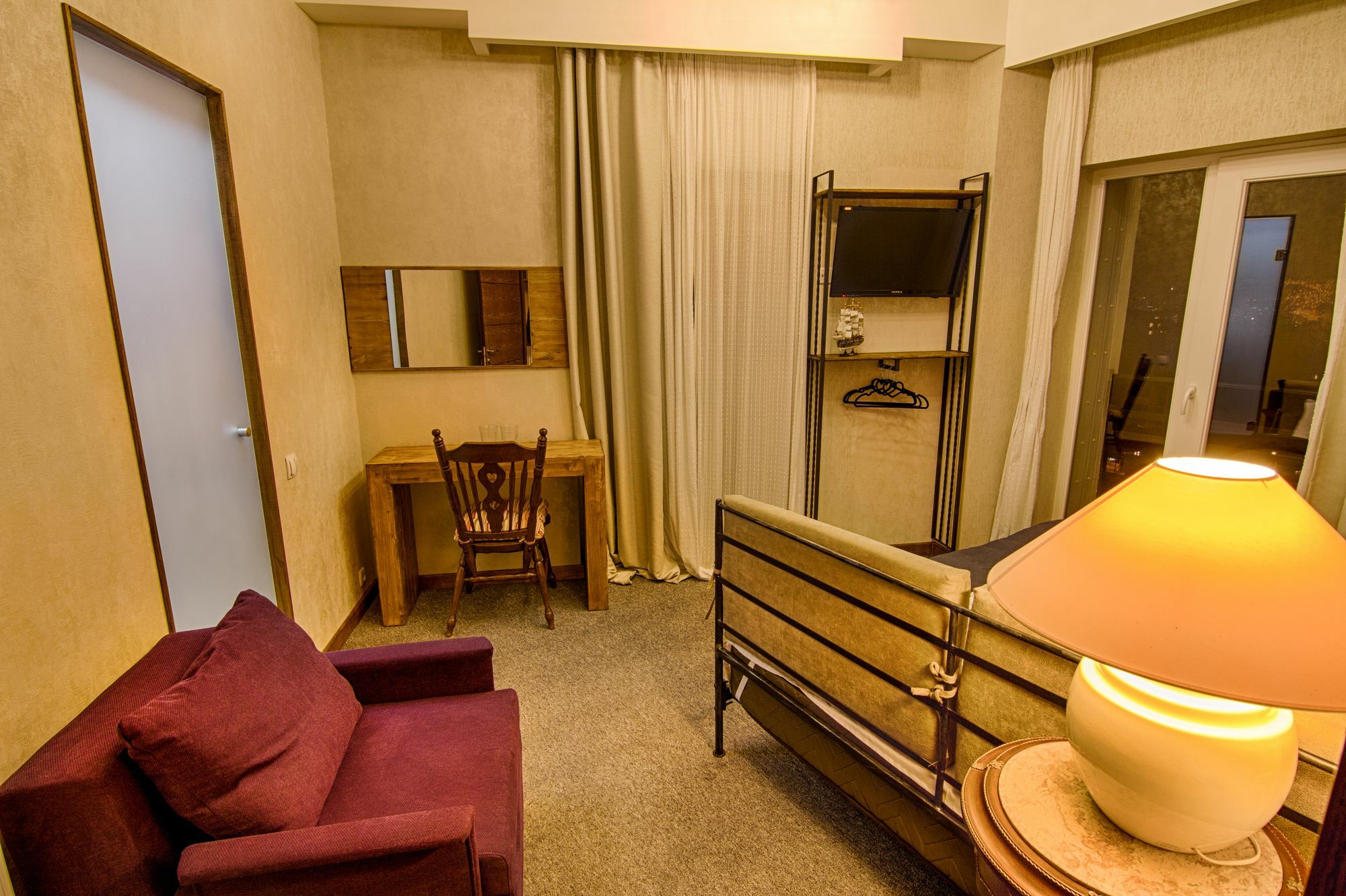 Hotel Salve Tbilisi Buitenkant foto